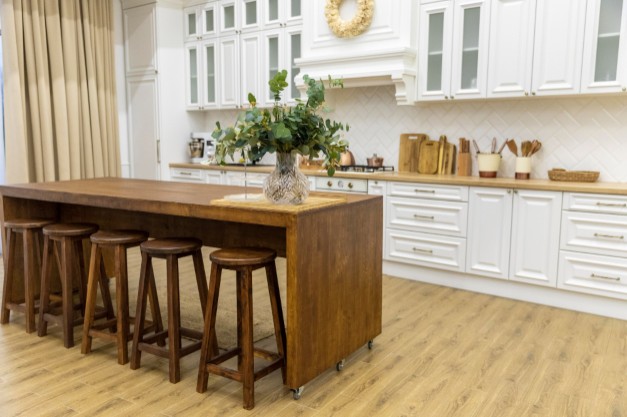 Descubre los beneficios que tienen los muebles de madera para tu hogar